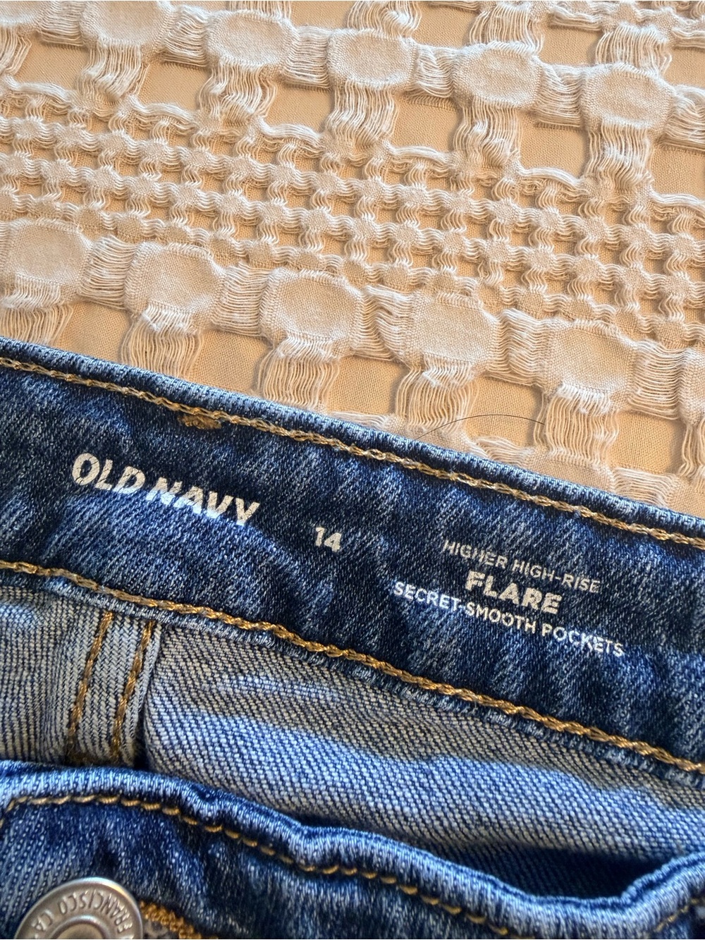 Old Navy Higher High-Rise Flare Jeans Size 14